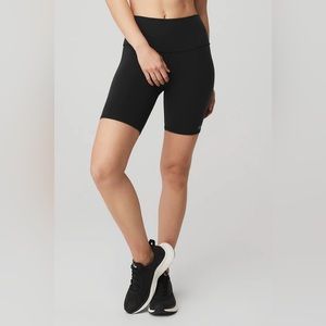 ALO Yoga 7" High-Waist Biker Short